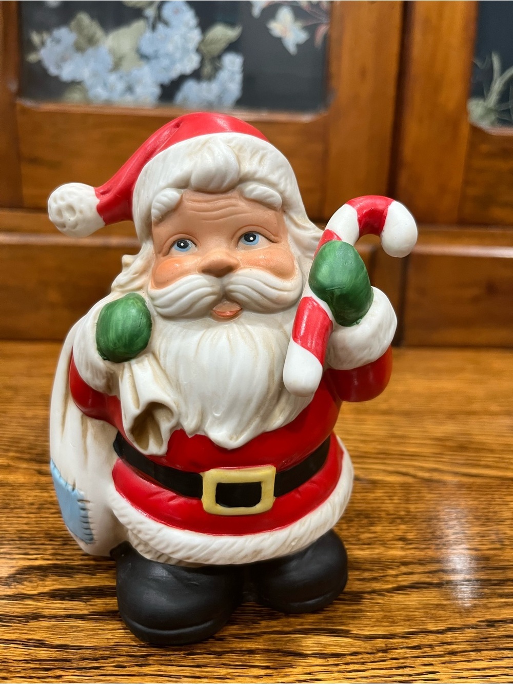 Vintage HOMCO 5101 Santa Claus Christmas Coin Bank Ceramic Figurine 6” nostalgia